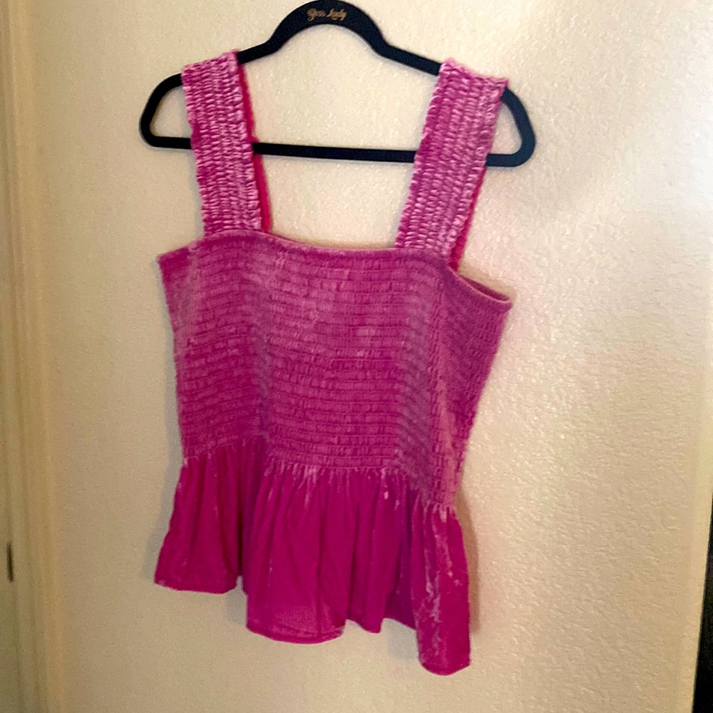 Pink anthropology top NWT!